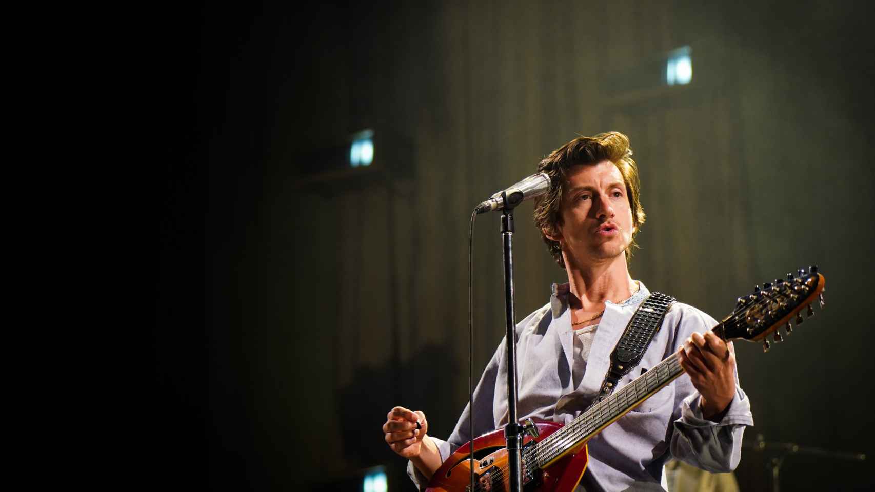 Alex Turner, durante el concierto de Arctic Monkeys en Cala Mijas Festival.