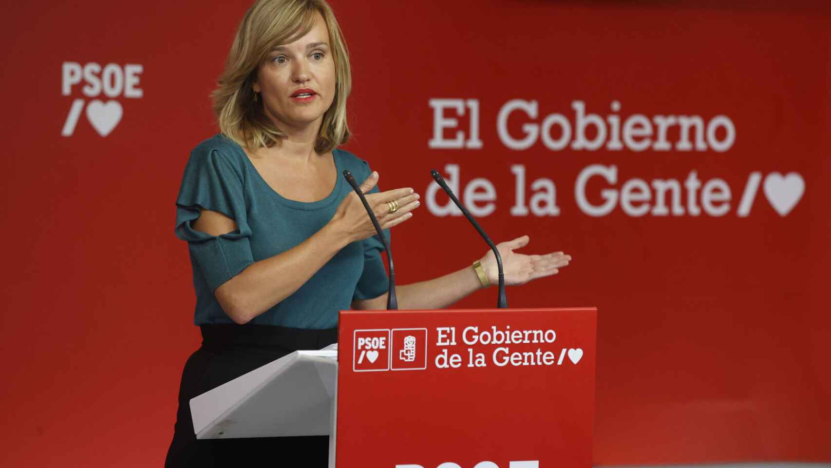 La portavoz del PSOE, Pilar Alegría, durante la rueda de prensa posterior a la reunión de la Ejecutiva Federal del PSOE.