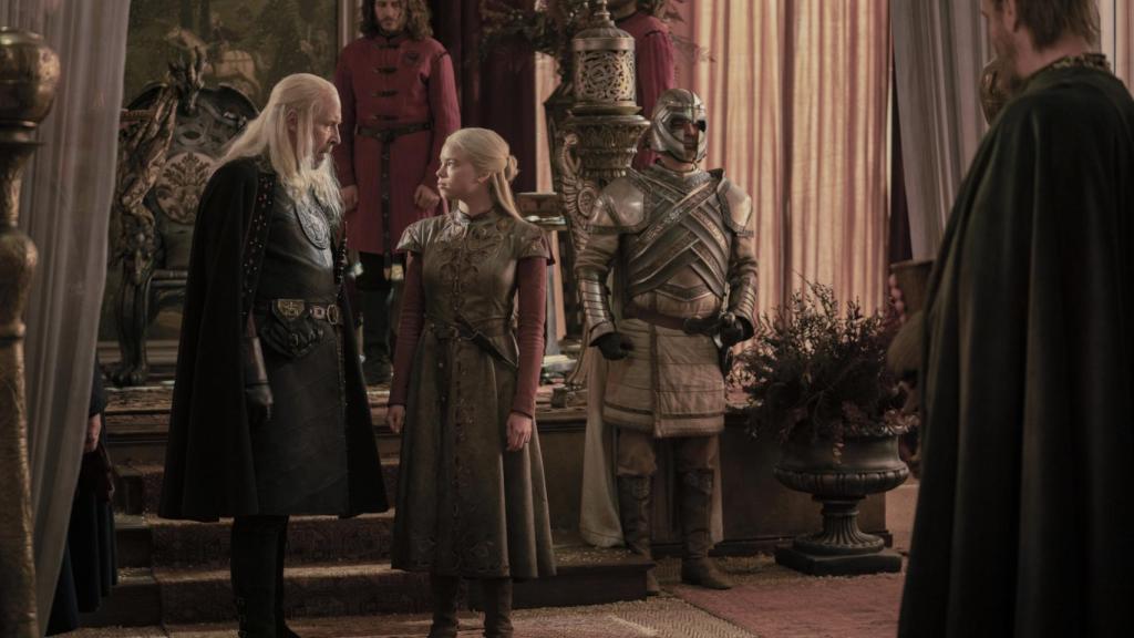 Viserys y Rhaenyra en las celebraciones en honor a Aegon.