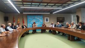 La delegada territorial de la Junta en Zamora, Clara San Damián, en reunión con los afectados