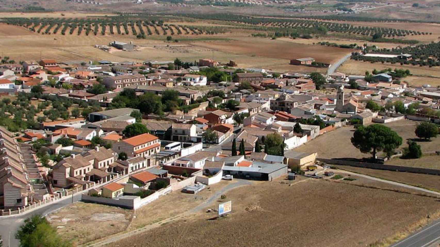 Imagen aérea de Casasbuenas. Foto: montesdetoledo.net