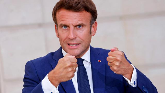 Emmanuel Macron, presidente de Francia, en la rueda de prensa posterior a su conversación con el canciller de Alemania, Olaf Scholz.