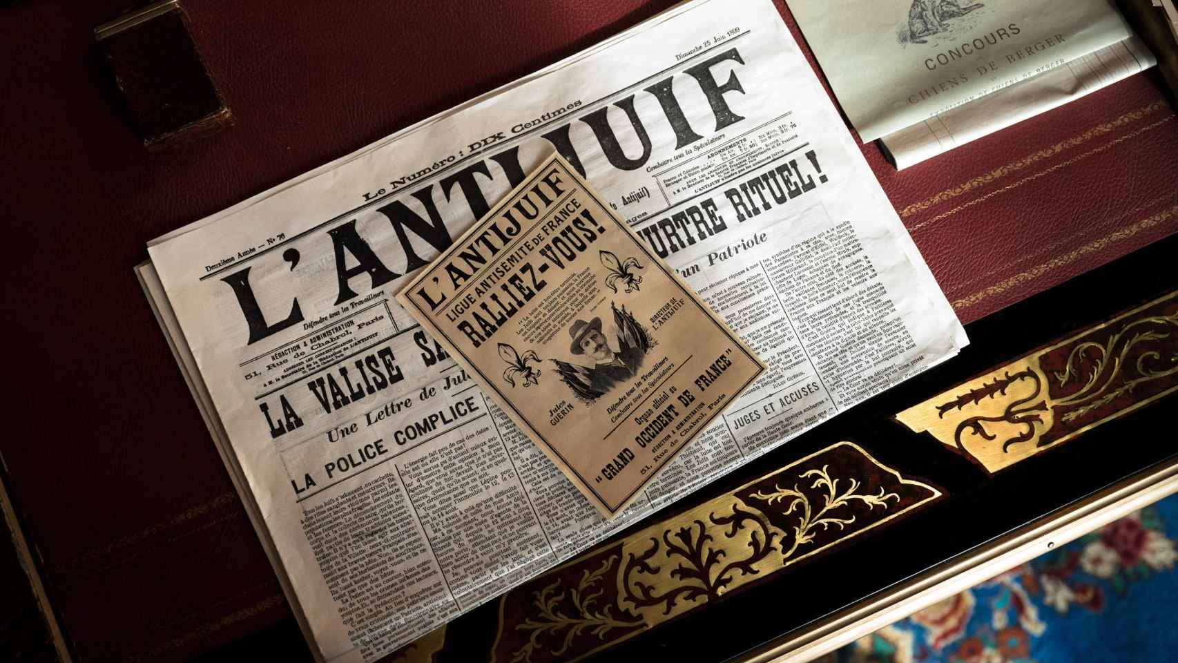'El Antijudío', el diario antisemita que comenzó a venderse en Francia a finales del siglo XIX.