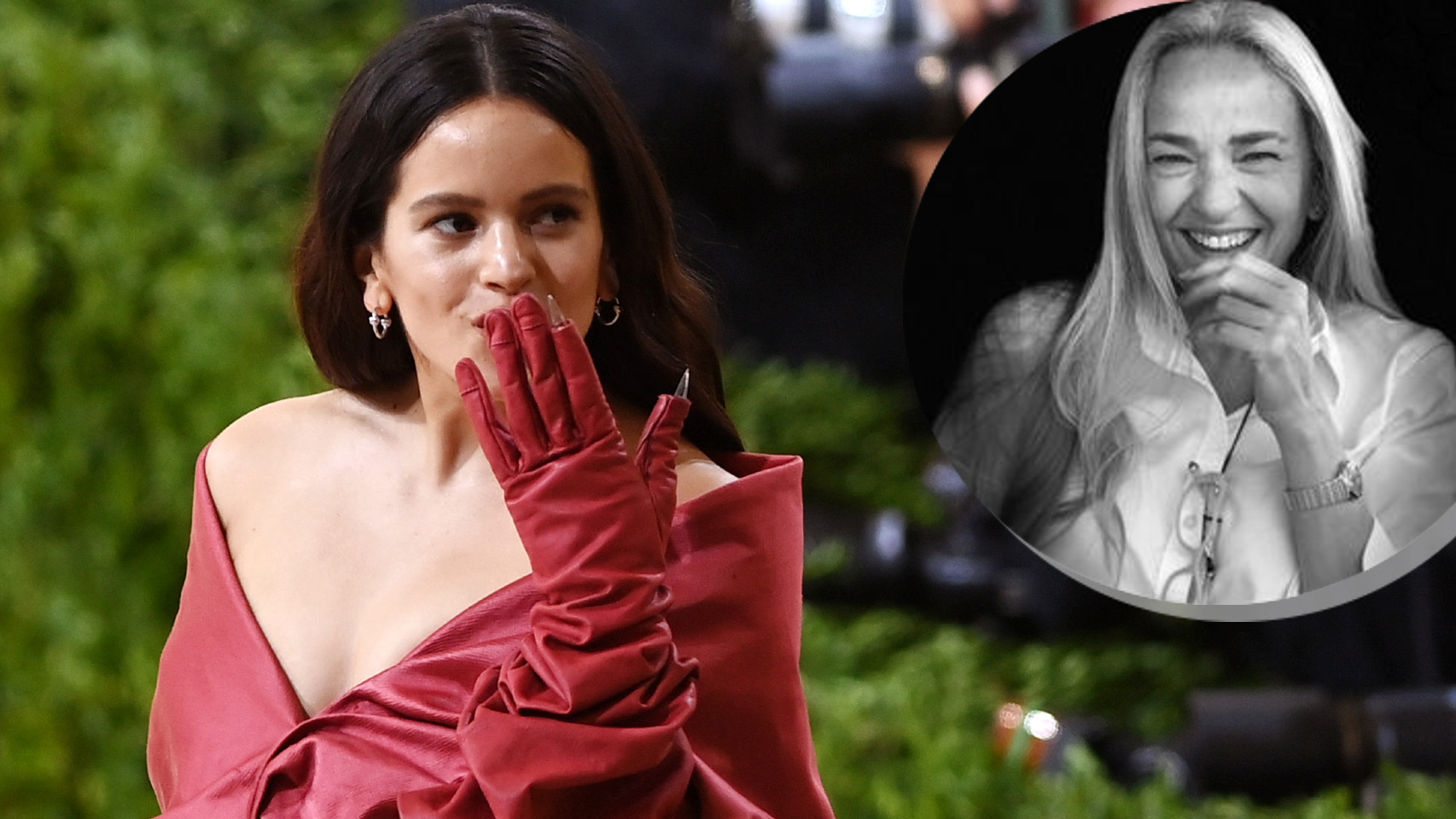 Rosalía creó 'Motomami' en honor a su madre, Pilar Tobella.