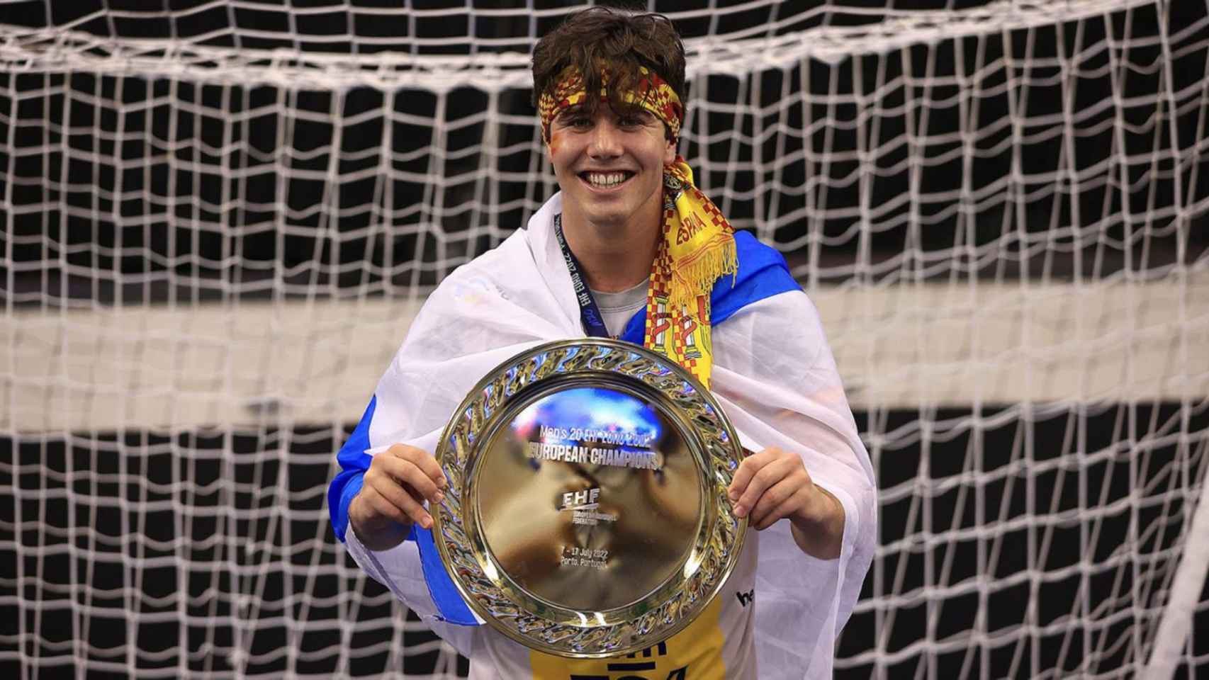 Carlos Álvarez Domínguez, medalla de oro en el Campeonato de Europa Junior de Balonmano.