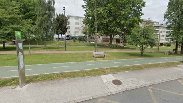 Carril bici en la Avenida de Castelao.