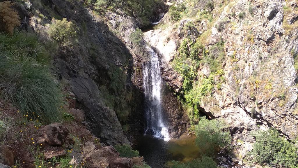 Cascada y Charco de la Virgen.