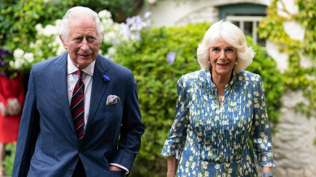 El príncipe Carlos de Inglaterra y su mujer, Camilla, en una imagen de archivo.