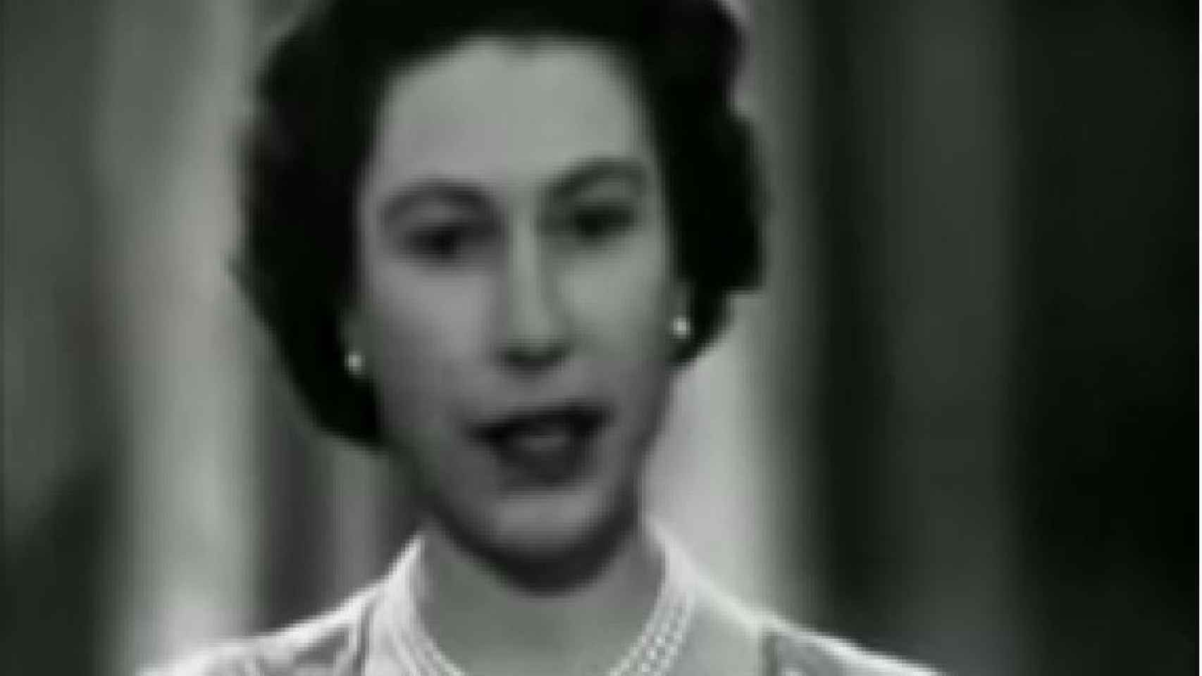 Primer mensaje navideño televisado de la Reina Isabel II