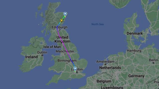 El mapa del vuelo de la familia real británica en FlightRadar24