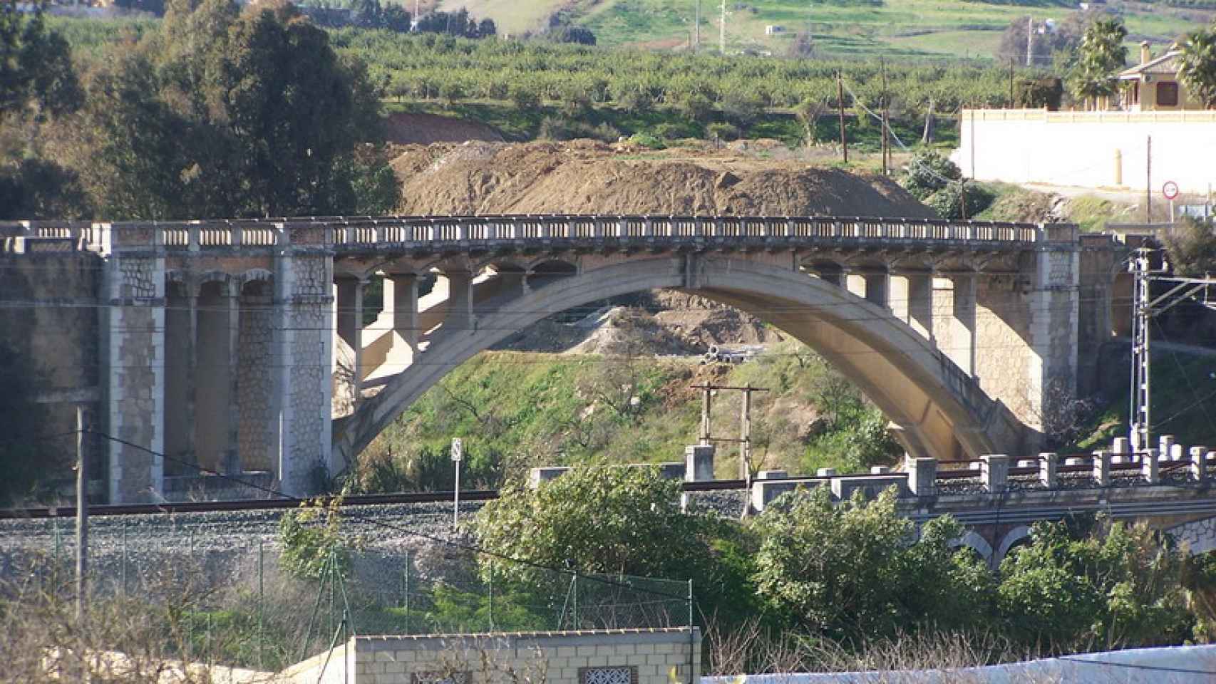 En Pizarra sus puentes tienen mucha y merecida fama.