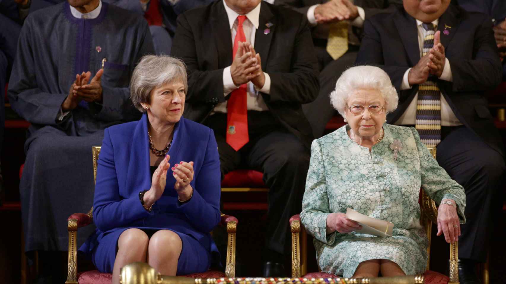 Theresa May y la reina Isabel II en 2018.
