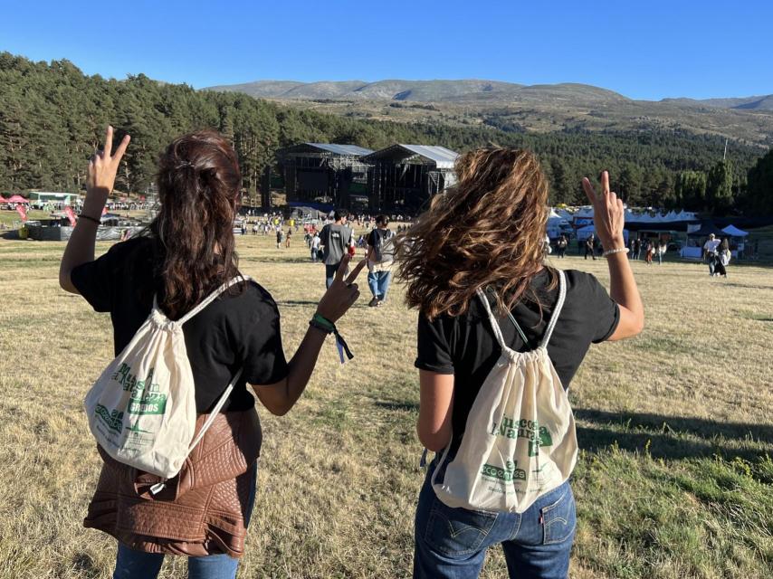 Dos asistentes a la 15ª edición de Músicos en la Naturaleza.