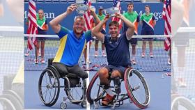 El francés Nicolas Peifer y el gallego Martín de la Puente ganan el US Open.