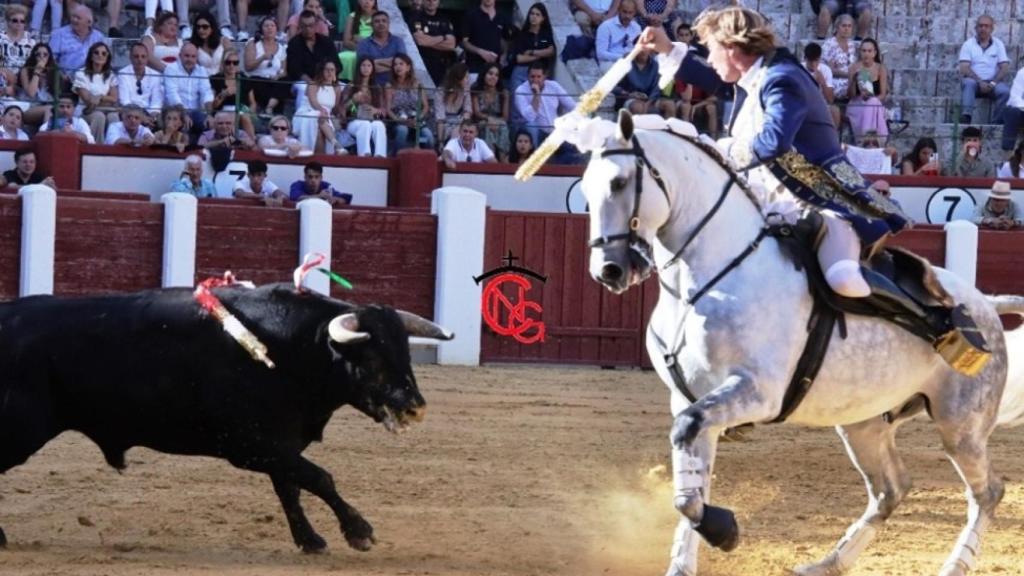 Rui Fernándes clavando banderillas