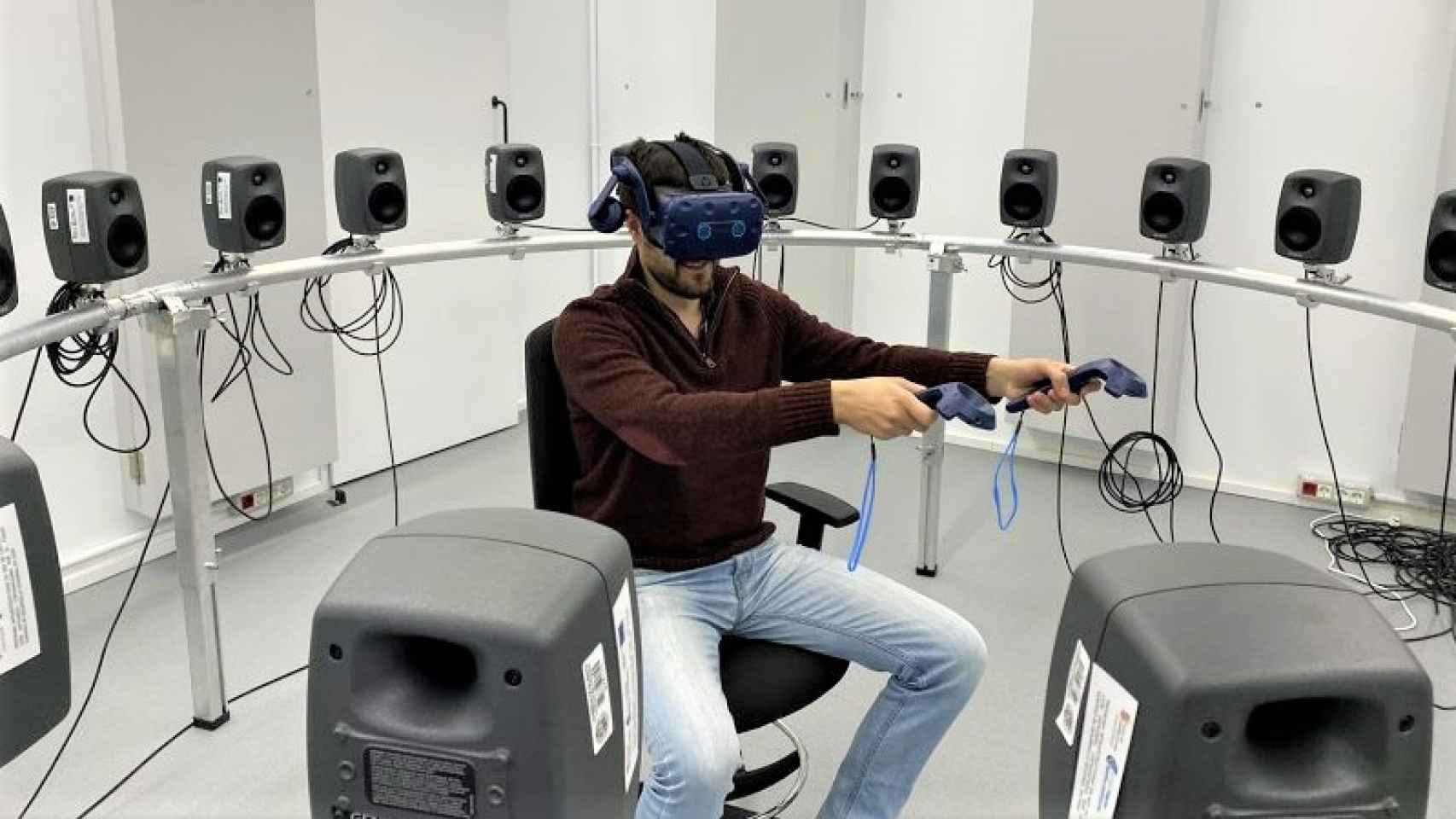 Pruebas con equipo de realidad virtual.