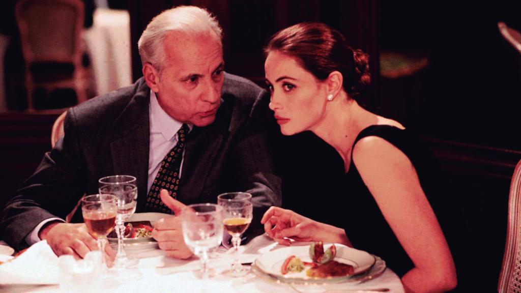 Michel Serrault y Emmanuelle Béart en 'Nelly y el Sr. Arnaud'