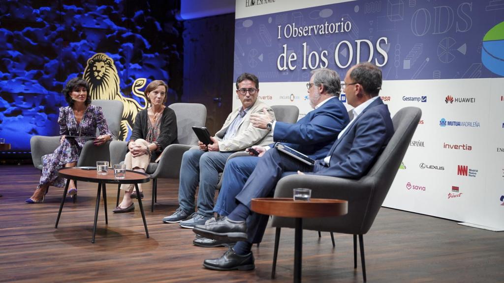 Imagen de la mesa redonda 'Industria, innovación e infraestructura', en la primera jornada del I Observatorio de los ODS.