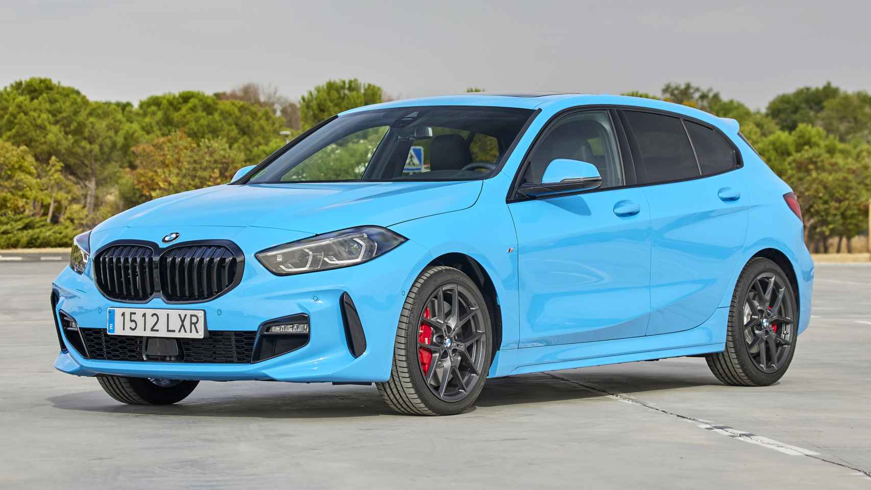 El BMW Serie 1 con el azul Riviera Blue.
