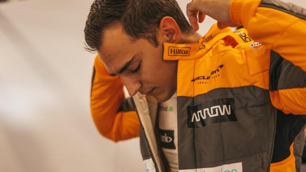 Alex Palou con su nuevo mono de McLaren