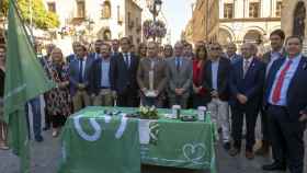 La Junta Provincial de la Asociación Española Contra el Cáncer en Salamanca celebra una concentración
