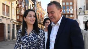 Inés Arrimadas, en su visita a Zamora, con el presidente de la Diputación Provincial, Francisco Requejo