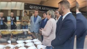 Jornada de degustación ‘Produto de proximidade, fresco e sostible’ en el mercado de la plaza de Lugo.