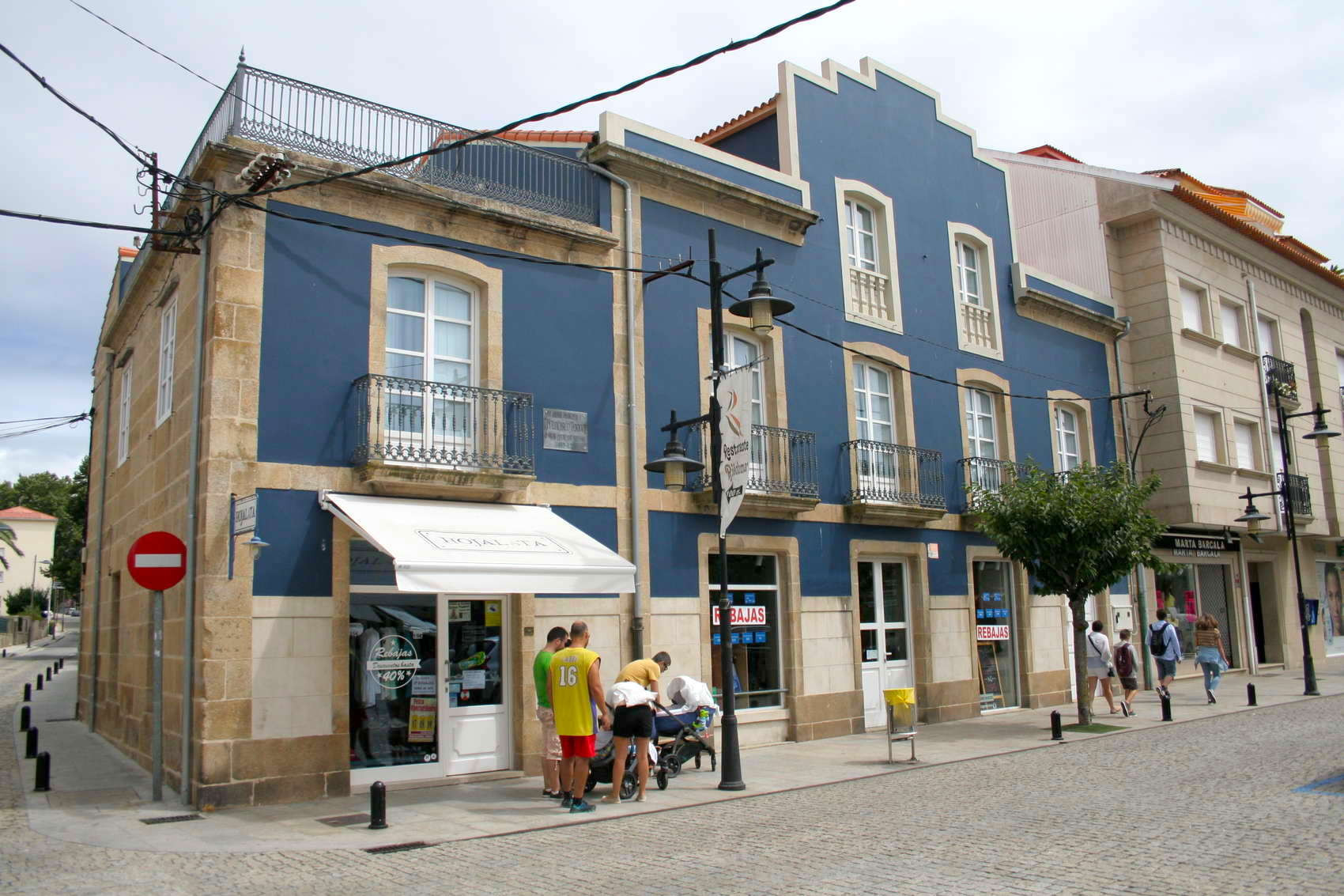 Fachada de la casa natal de Asorey en Cambados. Foto: Wikipedia