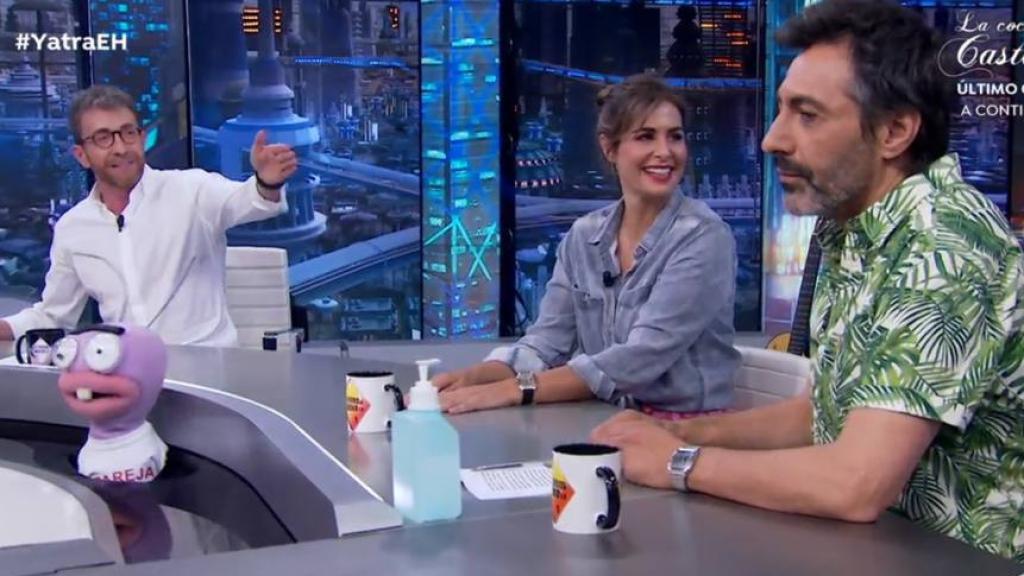 Pablo Motos, Juan del Val y Nuria Roca en un programa de El Hormiguero.