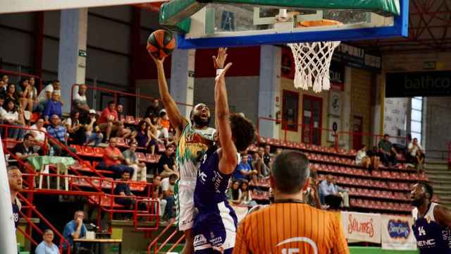 74-69: El UEMC RVB 'tutea' al Bilbao Basket