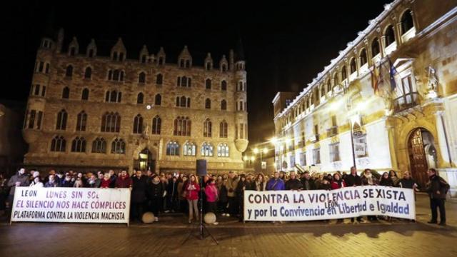 Concentración de los 'Lunes sin sol'