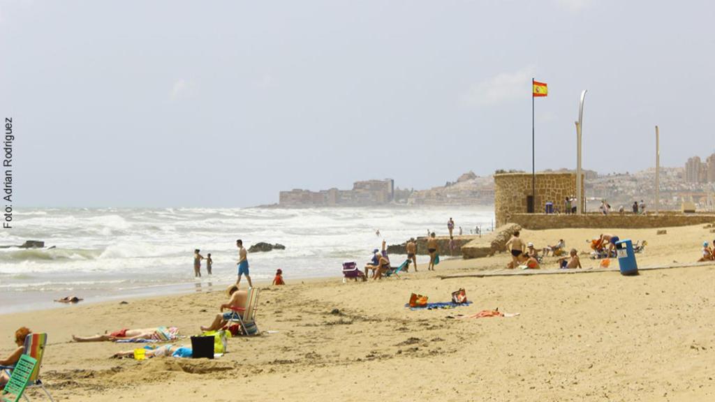 Playa La Mata de Torrevieja en imagen de archivo.