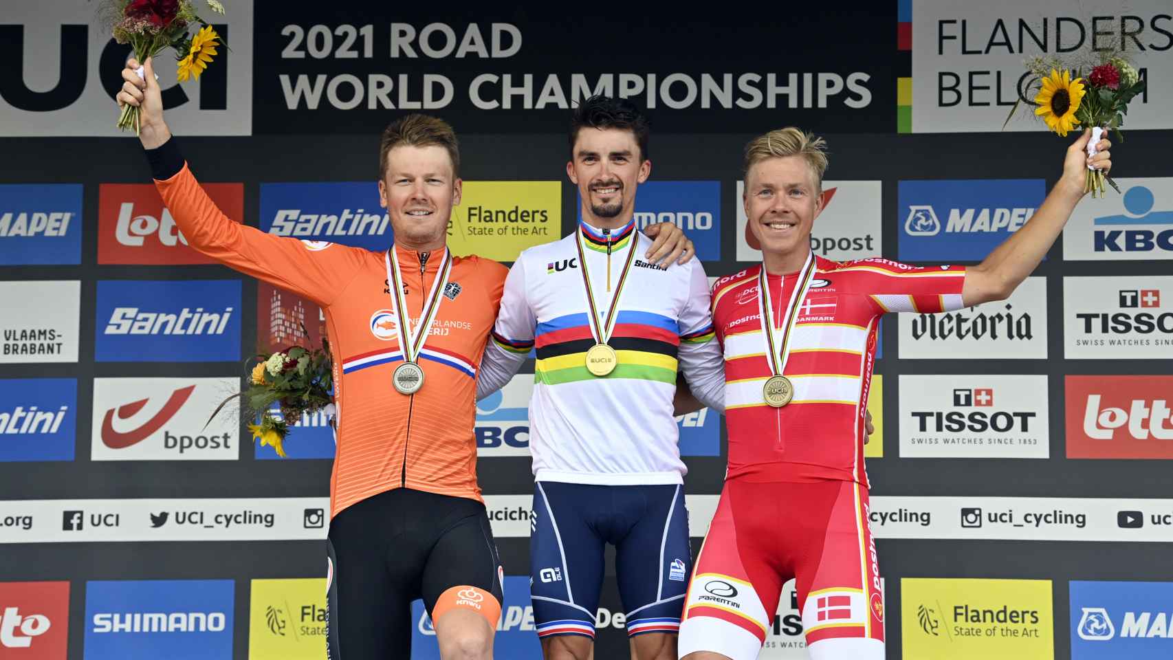 Alaphilippe, Van Baarle y Valgren en el podio del Mundial de Flandes 2021