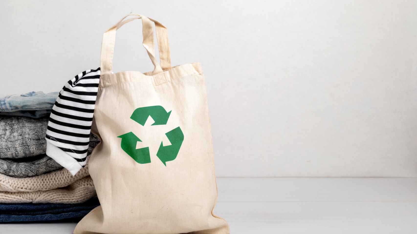 Ropa reciclada: la última apuesta de las cadenas 'low-cost', yodona