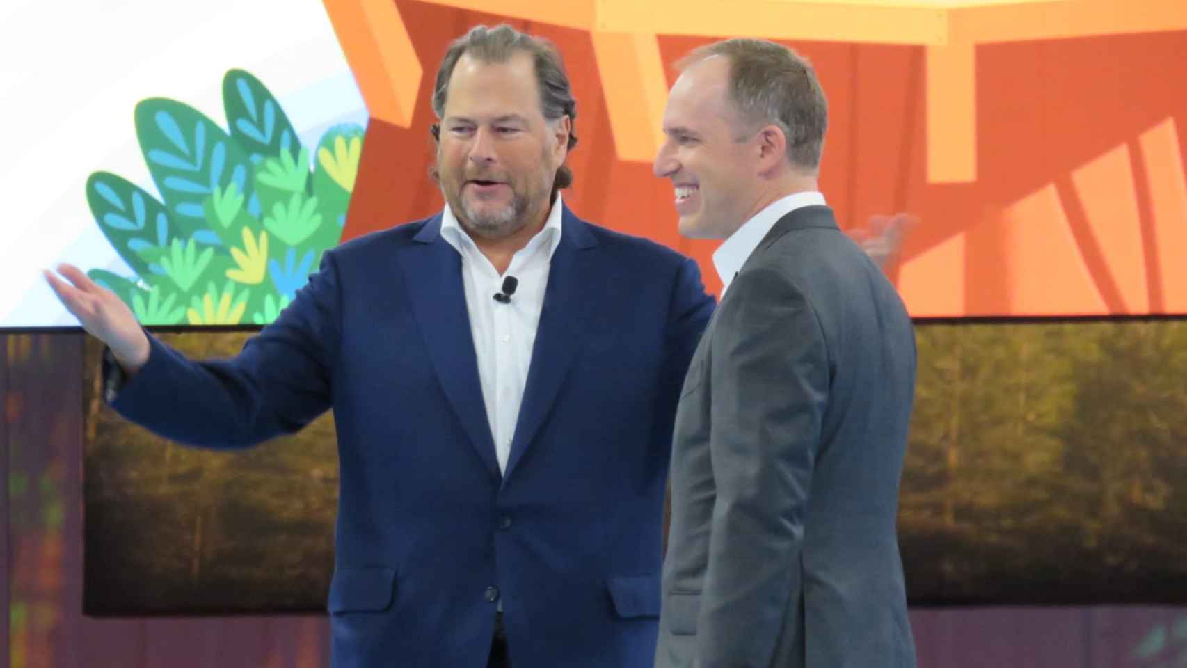 Marc Benioff, fundador y coCEO de Salesforce, junto a Bret Taylor, coCEO de la compañía, en Dreamforce 2022.