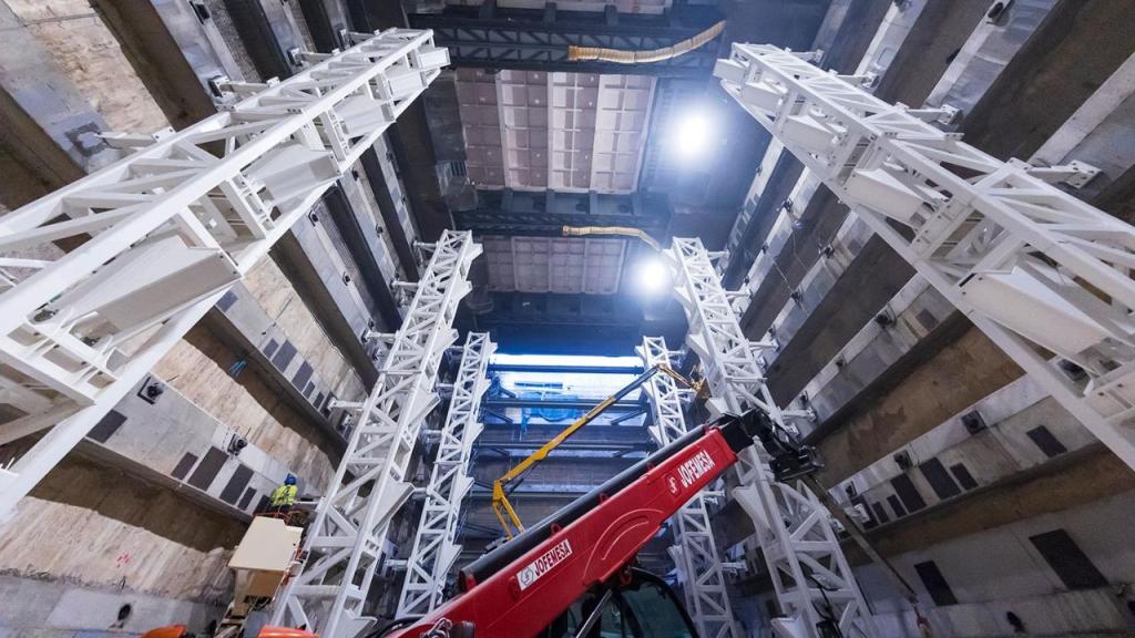 El hipogeo donde se guardará el césped retráctil del Santiago Bernabéu