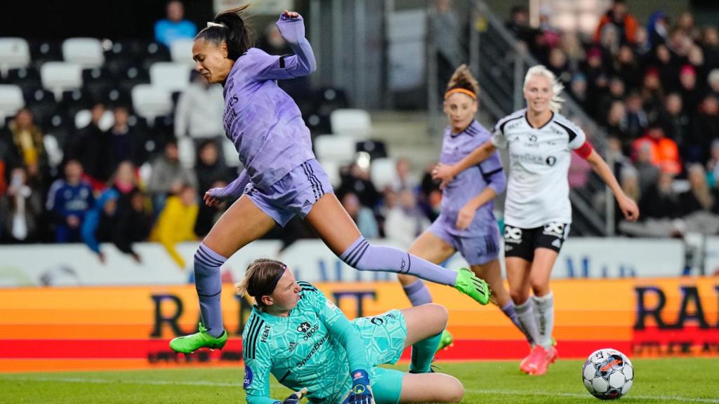 Esther González, del Real Madrid, en acción