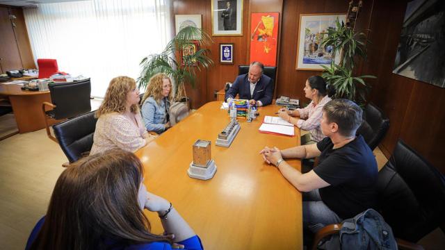 Reunión con las familias afectadas del IES Rego de Trabe de Culleredo (A Coruña).