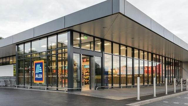 Fachada de Aldi