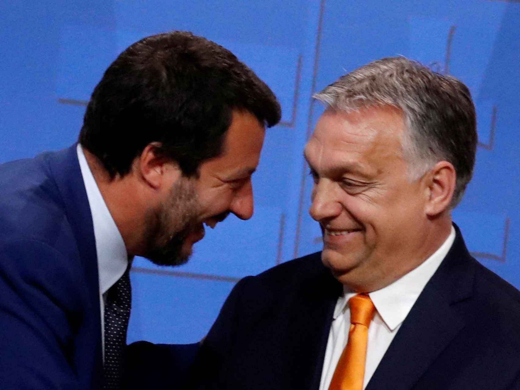 El primer ministro húngaro, Viktor Orbán, con el candidato italiano Matteo Salvini en Budapest.