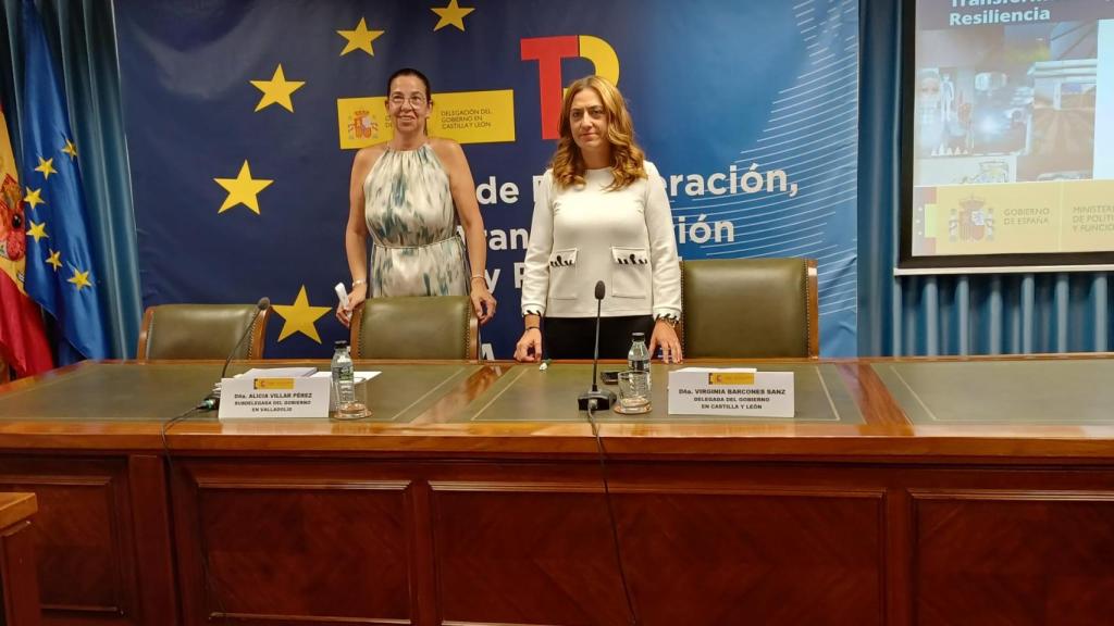 Alicia Villar y Virginia Barcones durante la rueda de prensa