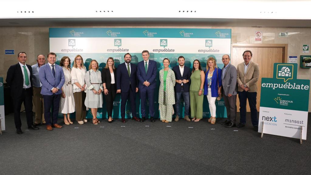 El grupo popular acude al cónclave rural organizado por Eurocaja Rural en Toledo. Foto: Óscar Huertas.