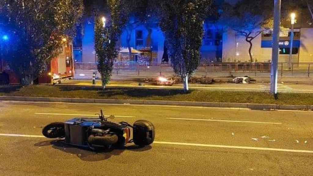 Así quedaron las calles de Barcelona tras los disturbios de esta madrugada.