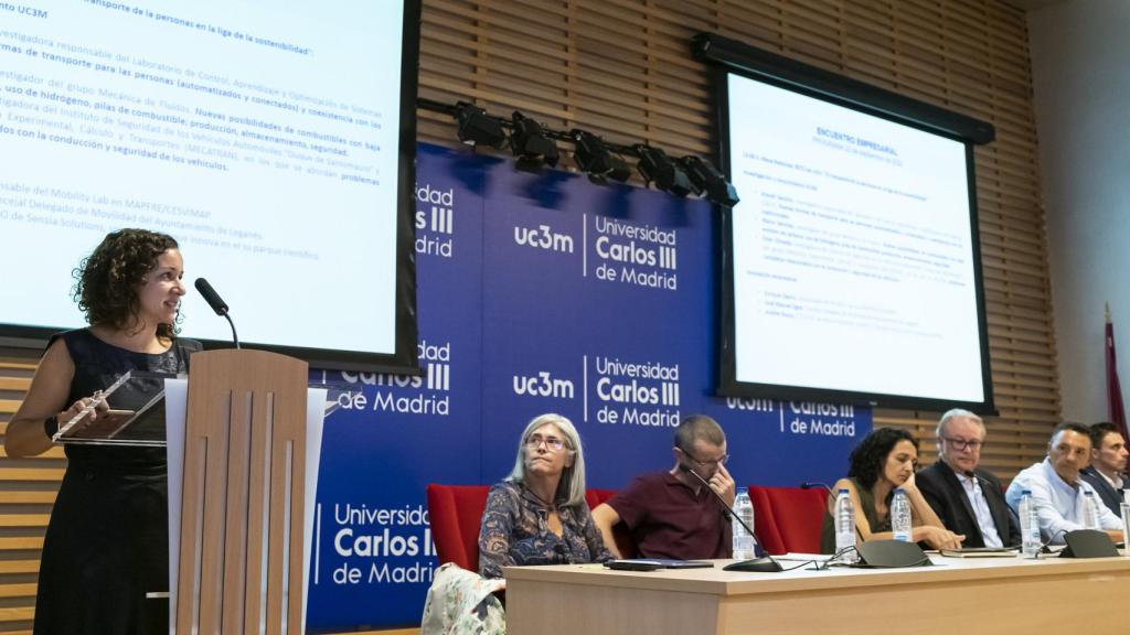 Un momento de la mesa redonda ‘El transporte de la personas en la liga de la sostenibilidad’.