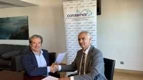 Firma del convenio entre Conxemar y Abanca.