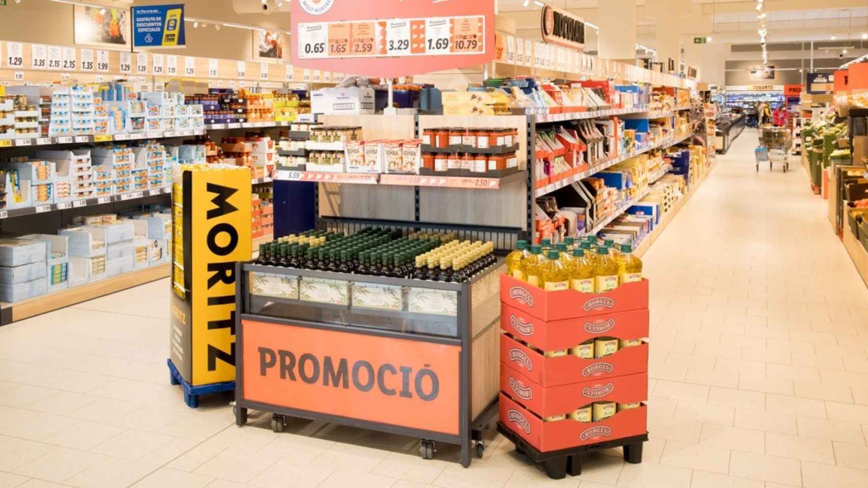 Un lineal de un supermercado de España.