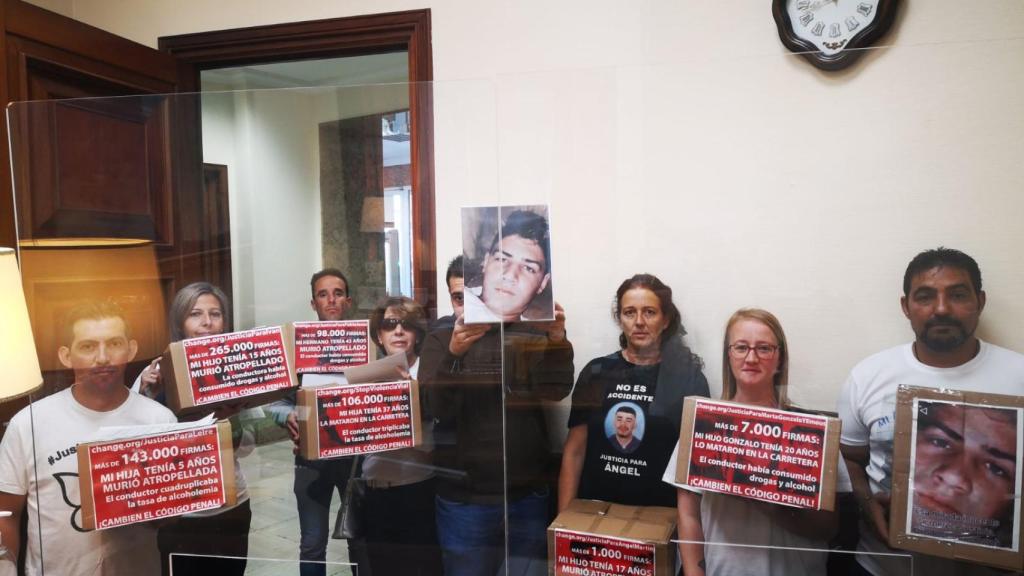 Representantes de las familias, en el Congreso.