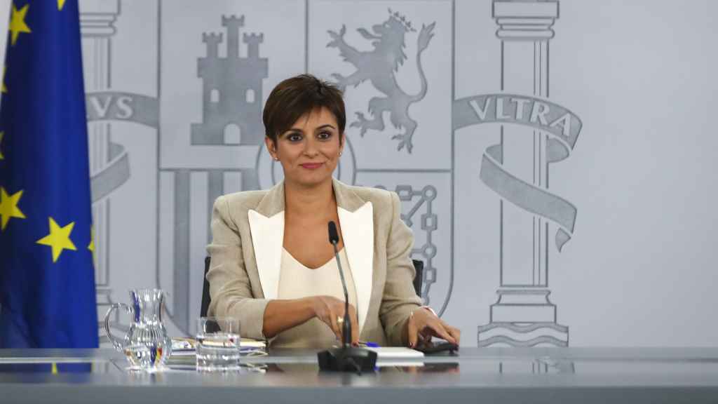 Isabel Rodríguez, portavoz del Gobierno, en rueda de prensa este martes en Moncloa.