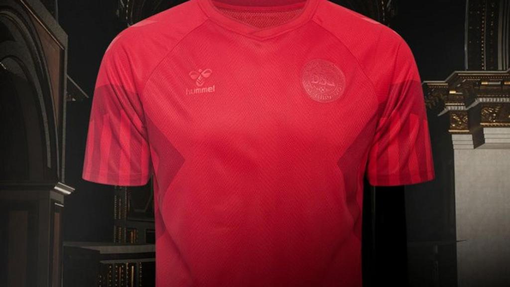 La nueva camiseta de Dinamarca para el Mundial de Qatar 2022