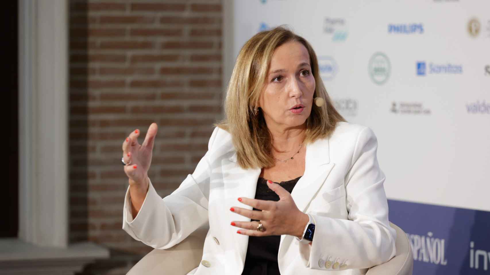María Vila, presidenta de Fenin, durante su intervención bajo el título 'Tecnología sanitaria', en la tercera jornada del III Simposio del Observatorio de la Sanidad.